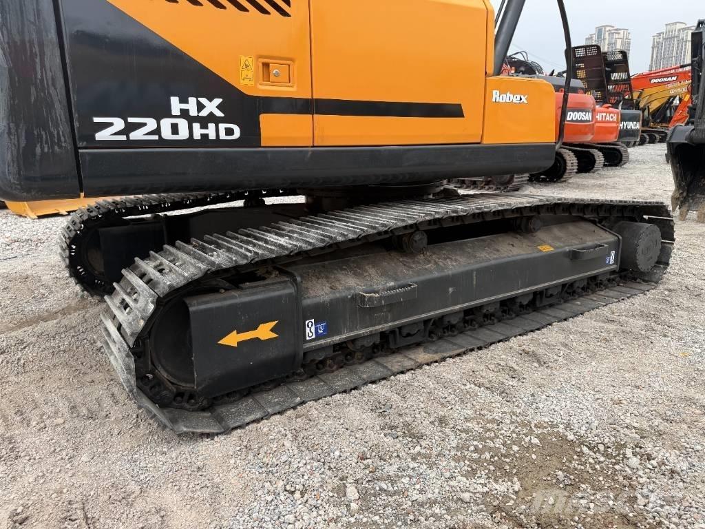 Hyundai HX 220 Vikšriniai ekskavatoriai