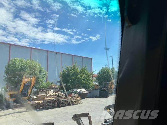 JCB 4CX AEC Ekskavatoriniai krautuvai