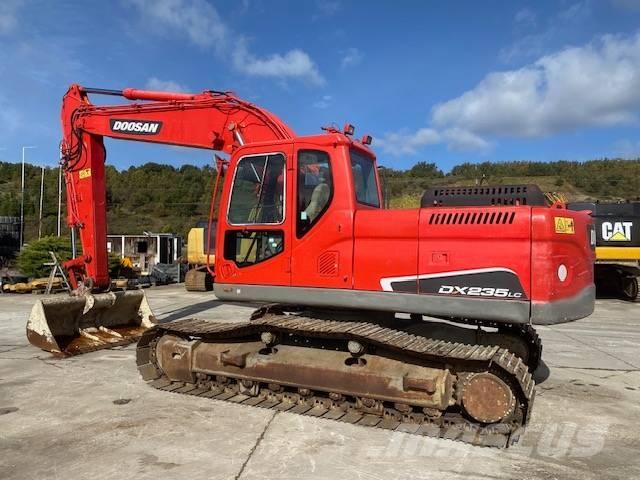 Doosan DX 235 LC Vikšriniai ekskavatoriai