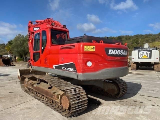 Doosan DX 235 LC Vikšriniai ekskavatoriai