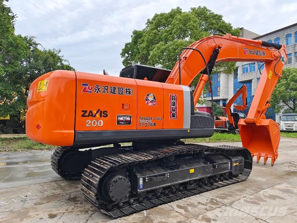 Hitachi ZX 200 Vikšriniai ekskavatoriai