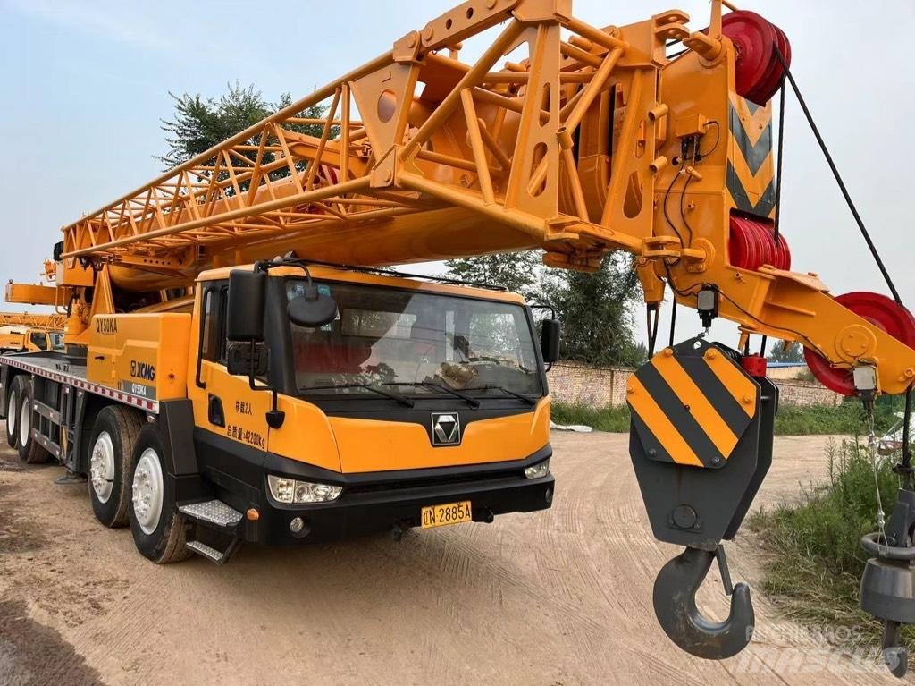 XCMG QY50KA Visureigiai kranai