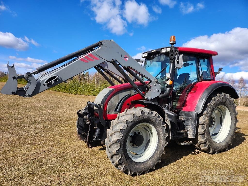 Valtra N122 Versu Traktoriai