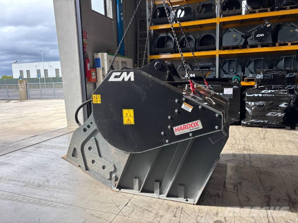 CM CBF 120 Smulkinimo kaušai