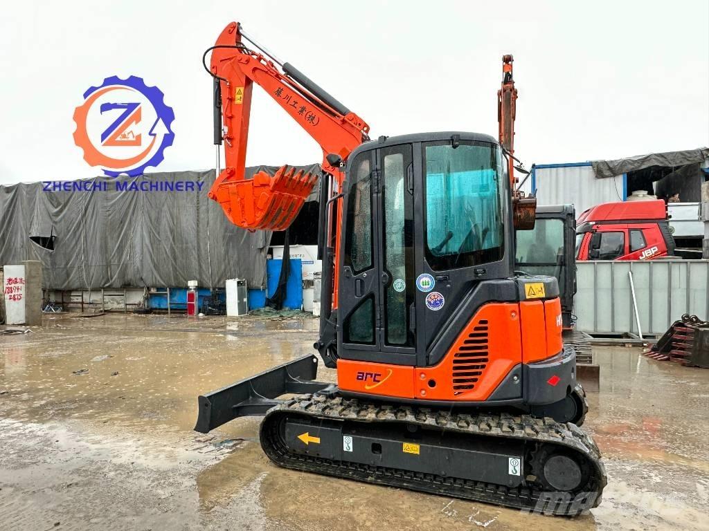 Hitachi ZX 50 Mini ekskavatoriai < 7 t