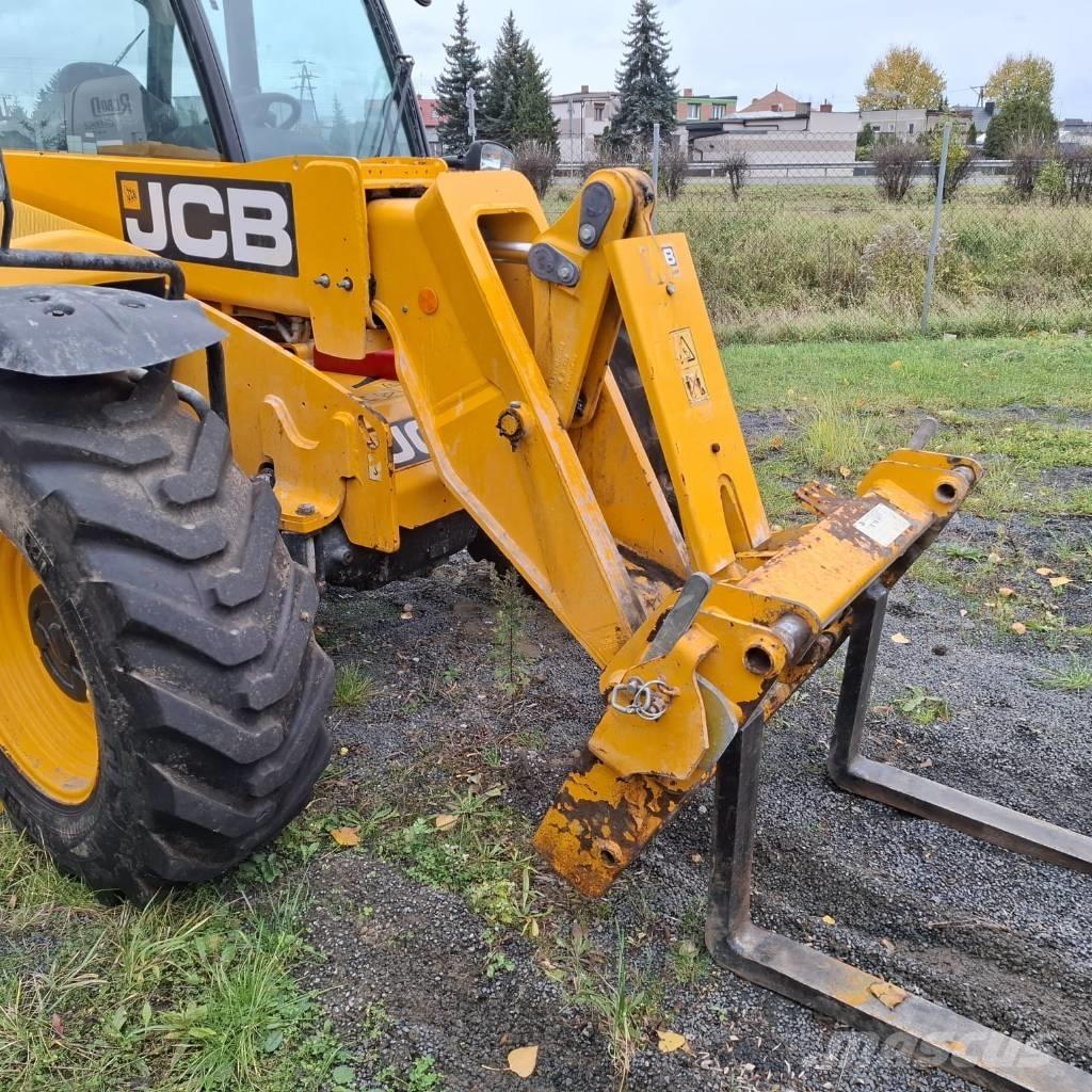 JCB 531-70 Teleskopiniai krautuvai