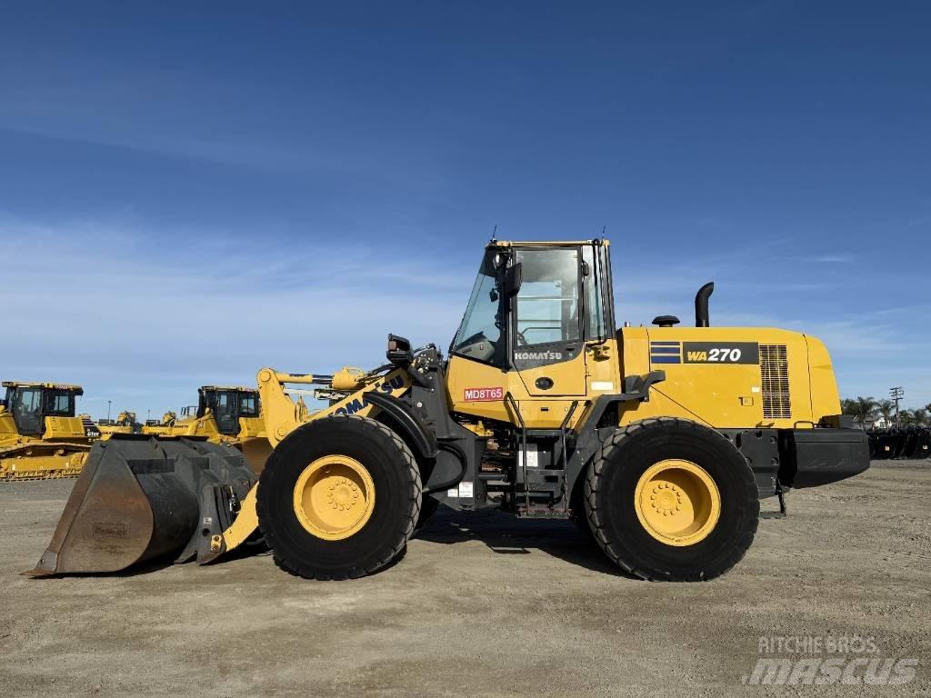 Komatsu WA 270-7 Naudoti ratiniai krautuvai