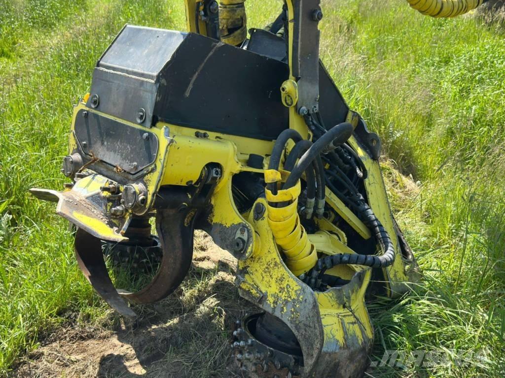 John Deere 1470 E Miško technika (Harvesteriai)