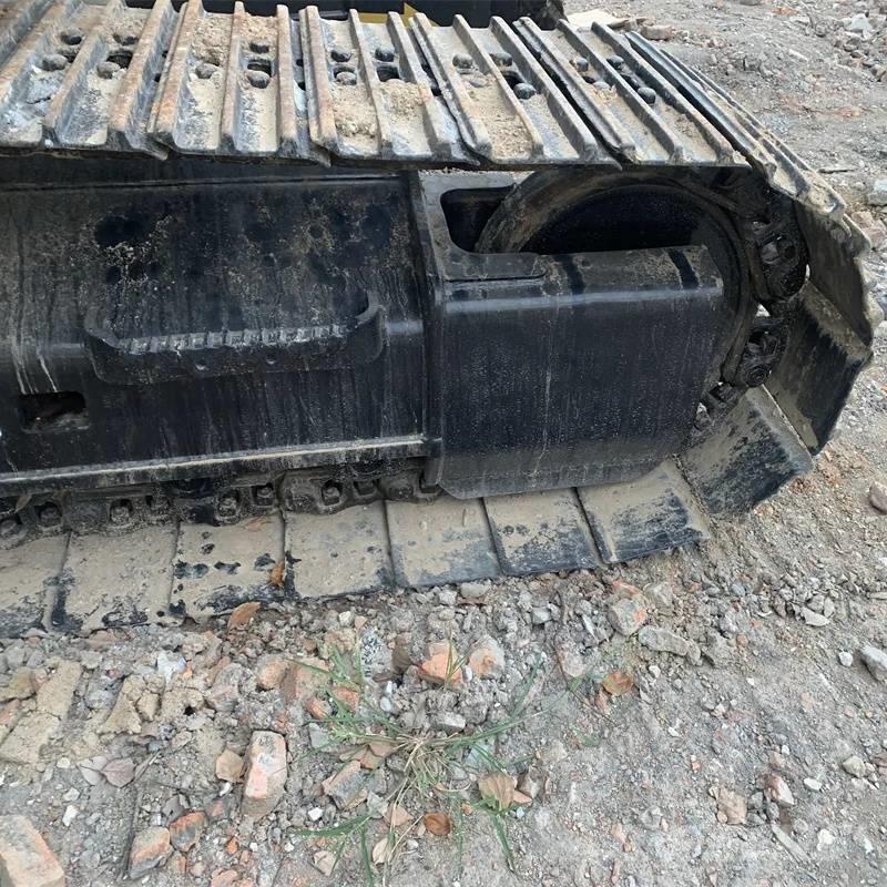 CAT 318 D Vikšriniai ekskavatoriai
