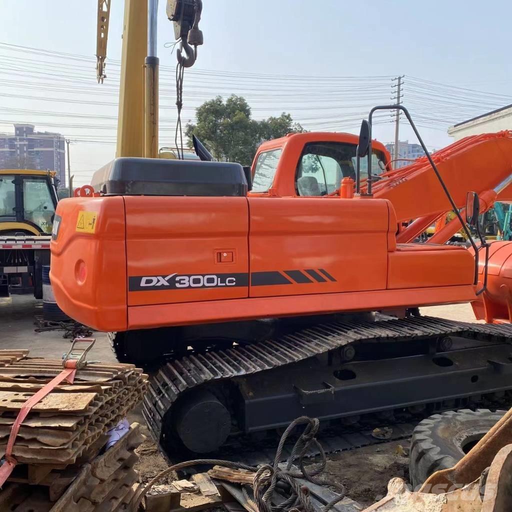 Doosan DX 300 LC Vikšriniai ekskavatoriai