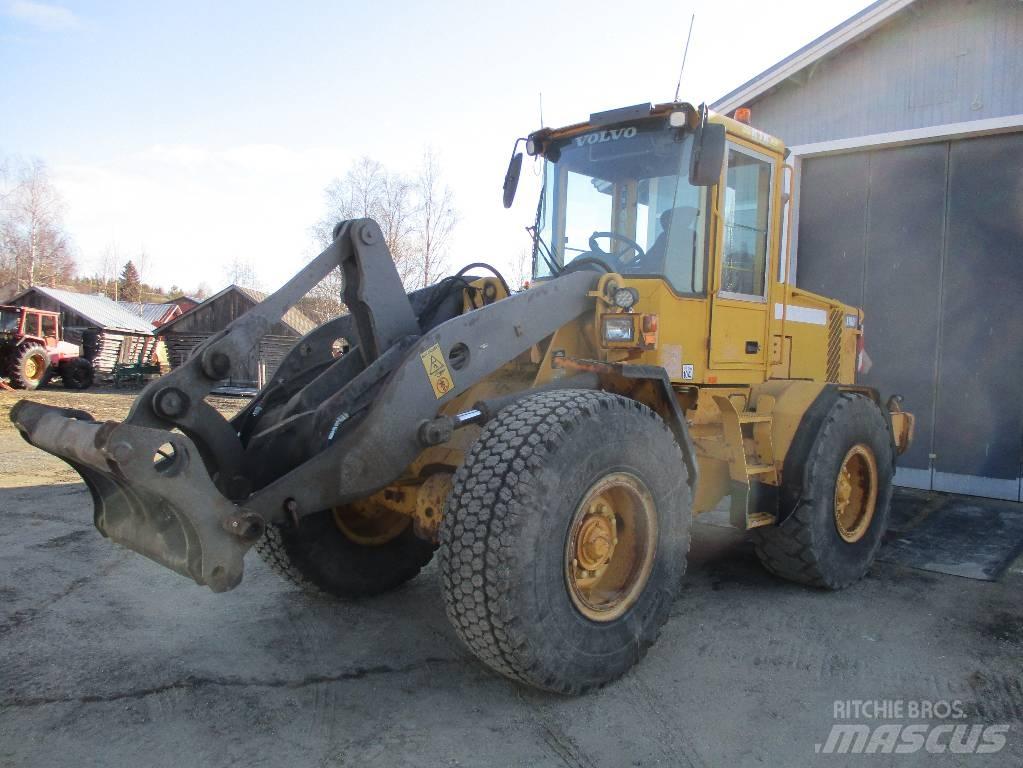 Volvo L 70 D Naudoti ratiniai krautuvai