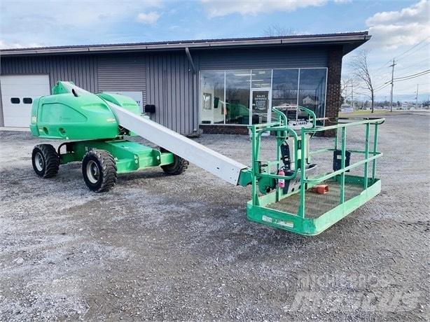 JLG 400 S Teleskopiniai keltuvai