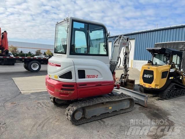 Takeuchi TB235 Mini ekskavatoriai < 7 t
