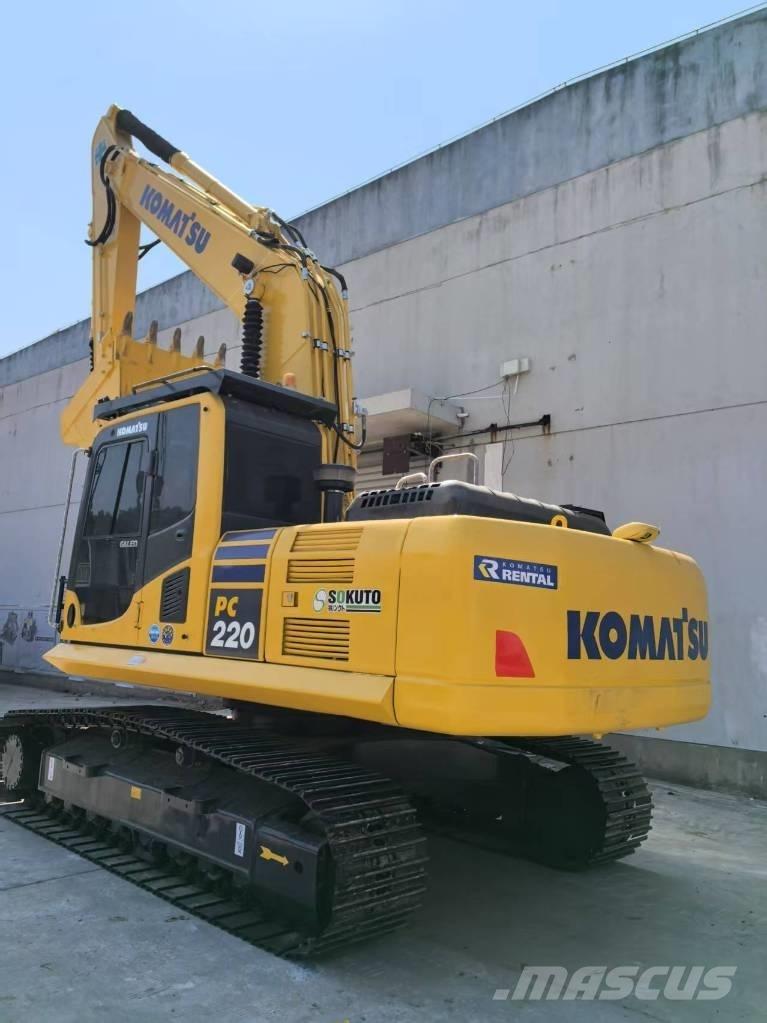 Komatsu PC220-8 Vikšriniai ekskavatoriai
