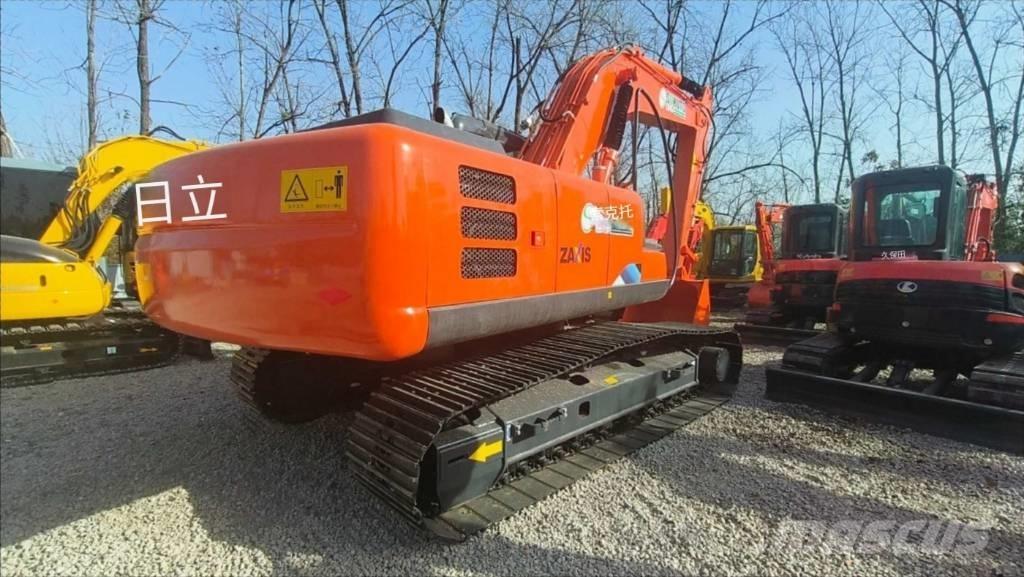 Hitachi ZX 210-3 Vikšriniai ekskavatoriai