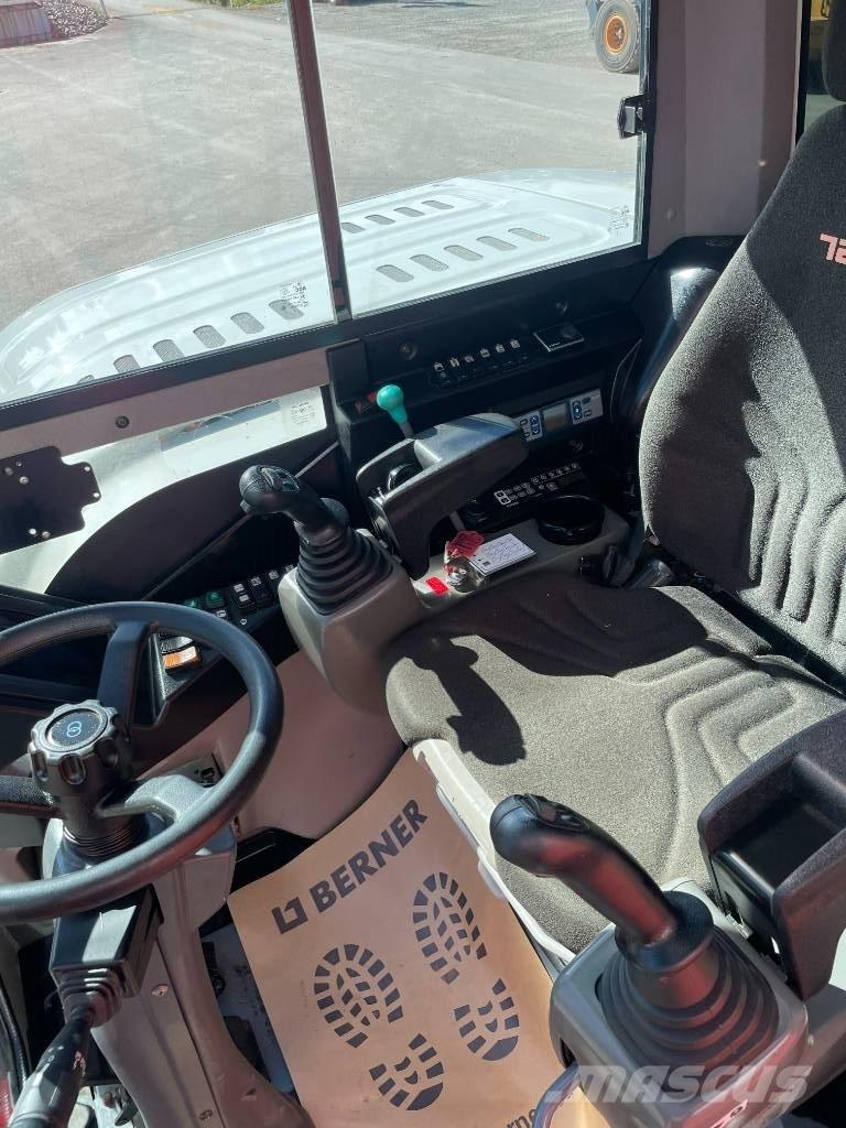 Takeuchi TB 295 W Ratiniai ekskavatoriai