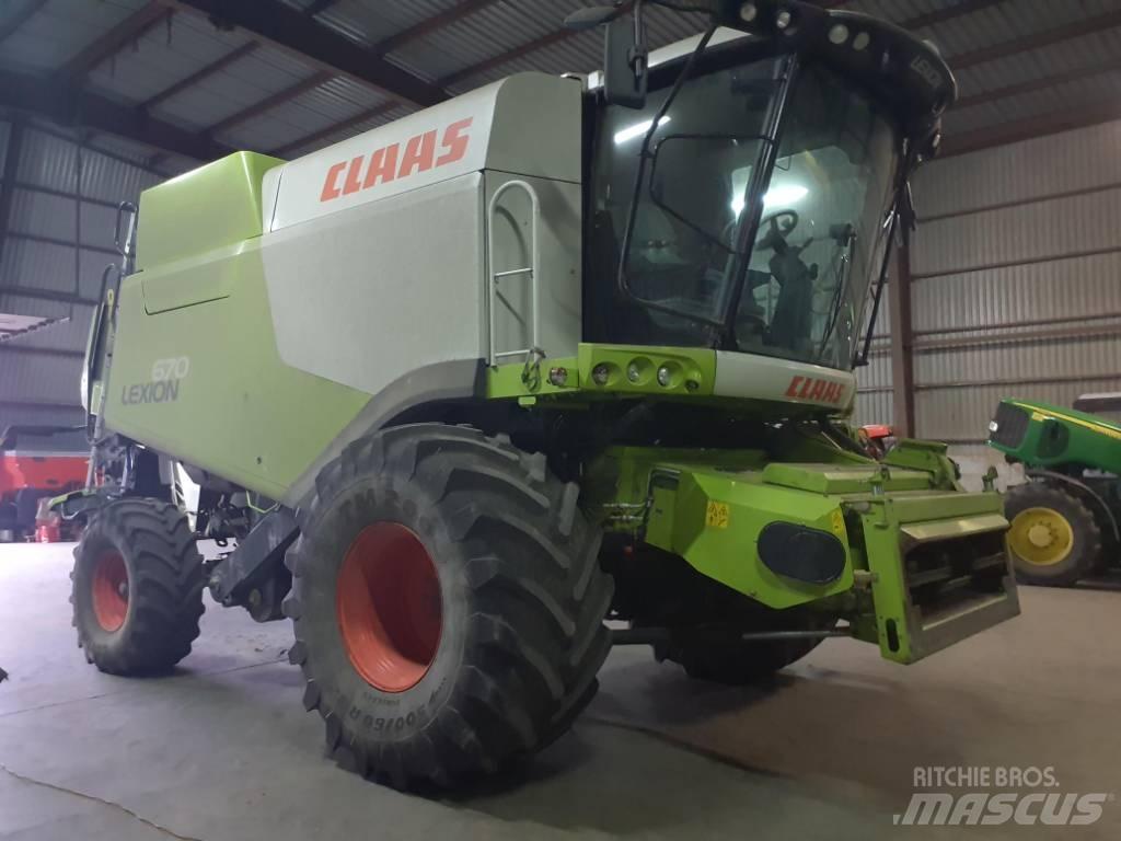 CLAAS Lexion 670 Derliaus nuėmimo kombainai