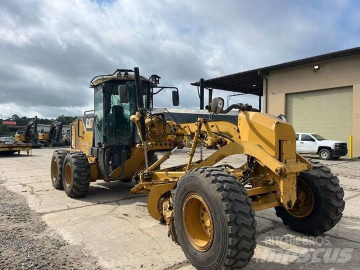 CAT 140 M Greideriai