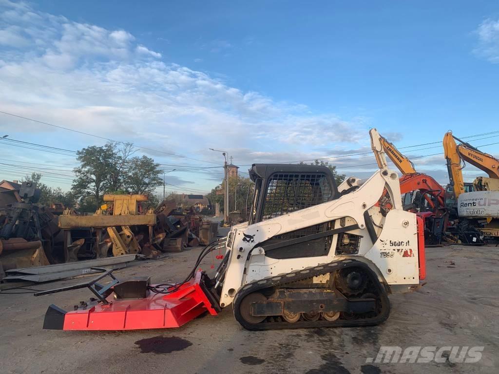 Bobcat T 590 Krautuvai su šoniniu pasukimu