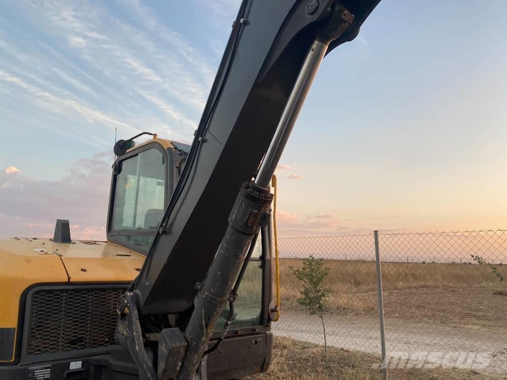 Volvo ECR 88 D Vidutinės galios ekskavatoriai 7-12 t