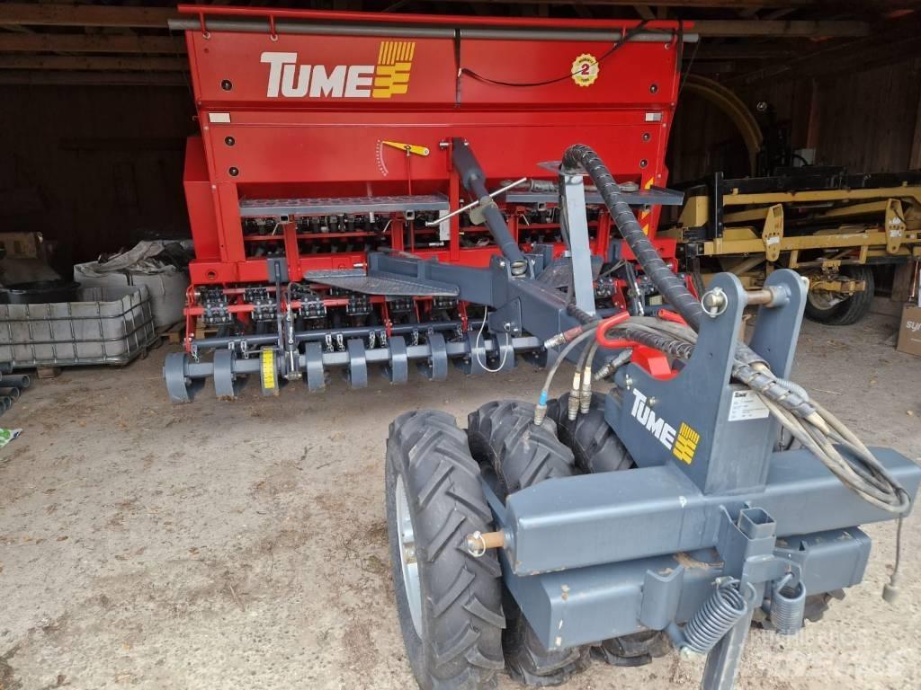 Tume Titan 3000 Sėjamieji kombainai