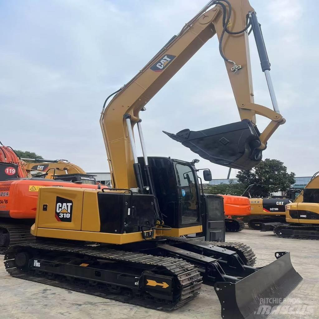 CAT 310 Vikšriniai ekskavatoriai