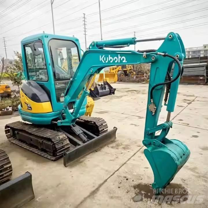 Kubota U30 Vikšriniai ekskavatoriai