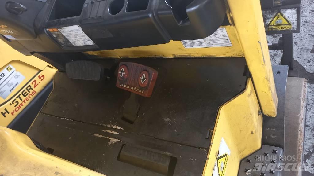 Hyster E5.0XNS Elektriniai šakiniai krautuvai