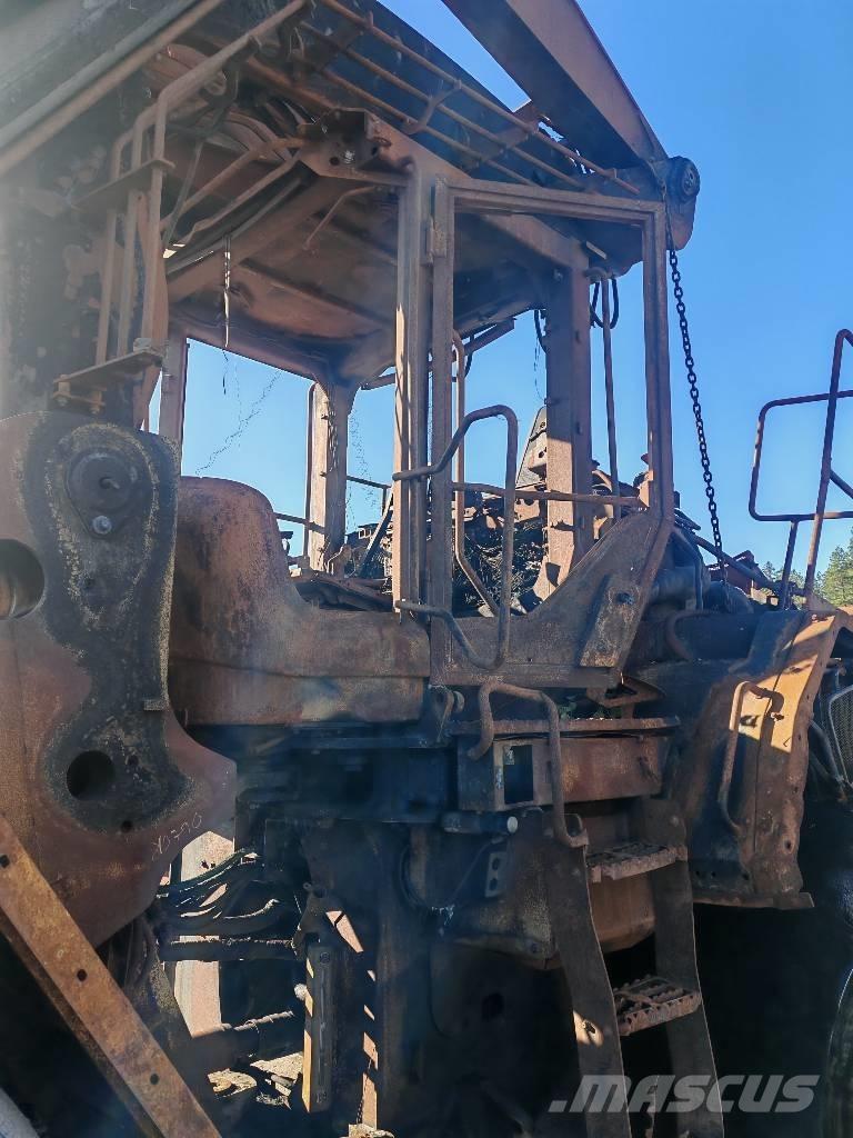 Volvo L 180 H Naudoti ratiniai krautuvai