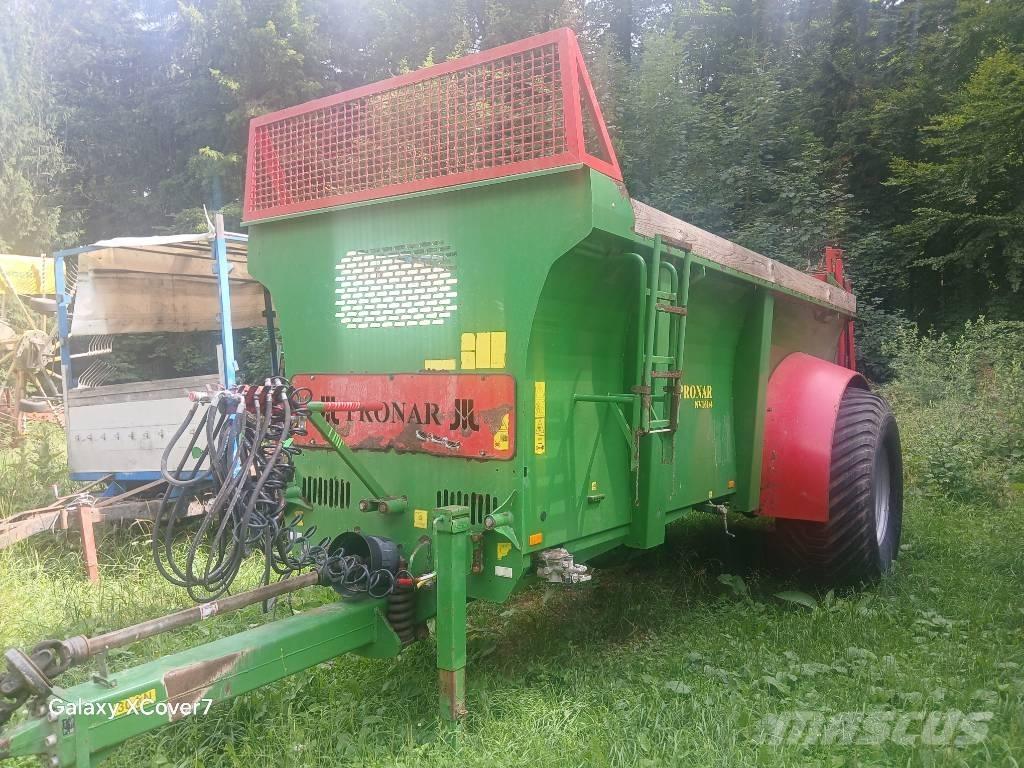Pronar NV161/4 Mėšlo barstytuvai