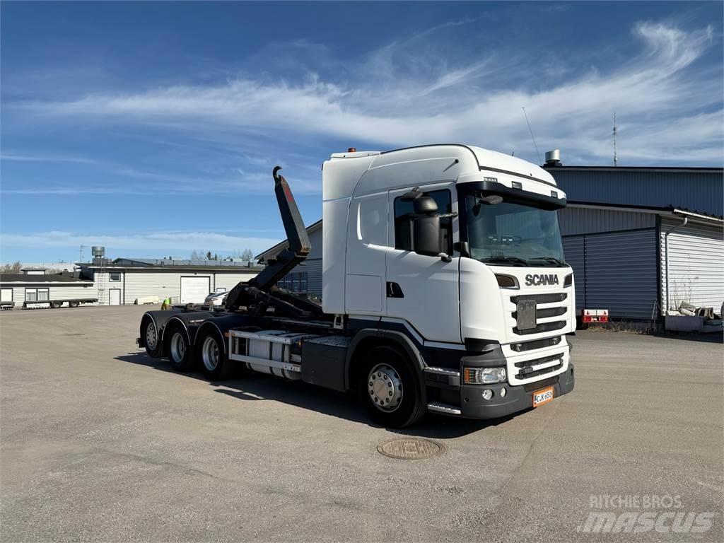 Scania R 580 8X4 Sunkvežimiai su keliamuoju kabliu