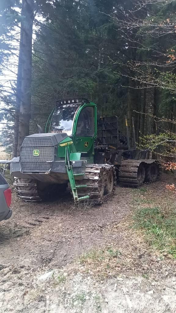 John Deere 1010 G Naudoti miškovežiai (Forvarderiai)