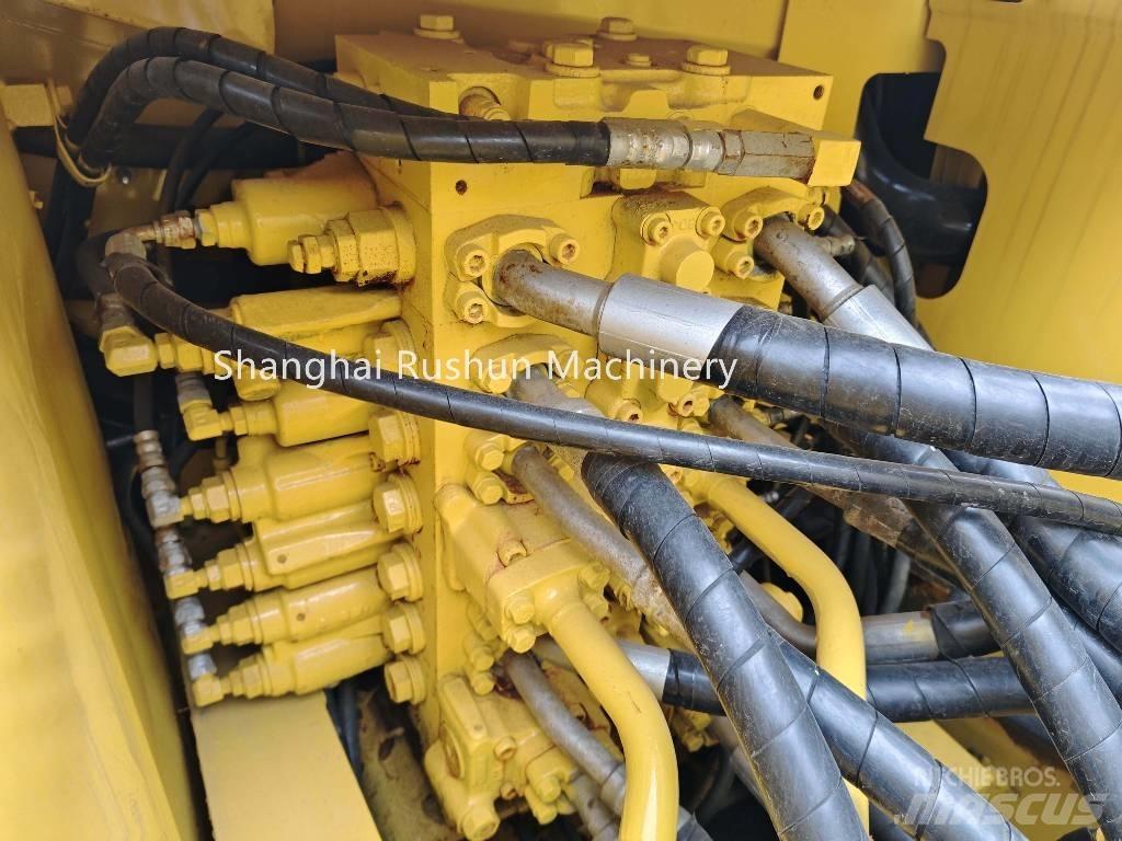 Komatsu PC210-8 Vikšriniai ekskavatoriai