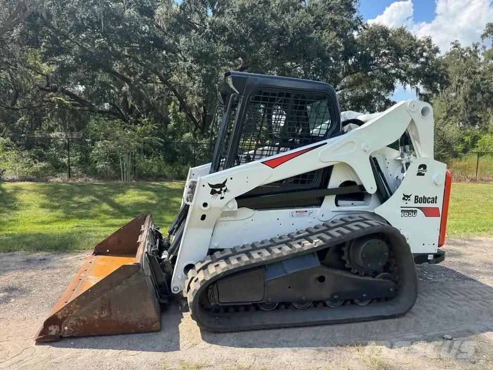 Bobcat T 650 Krautuvai su šoniniu pasukimu