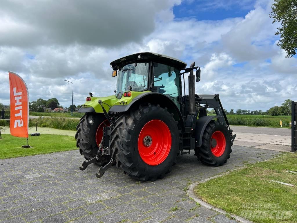 CLAAS Arion 530 CIS Traktoriai