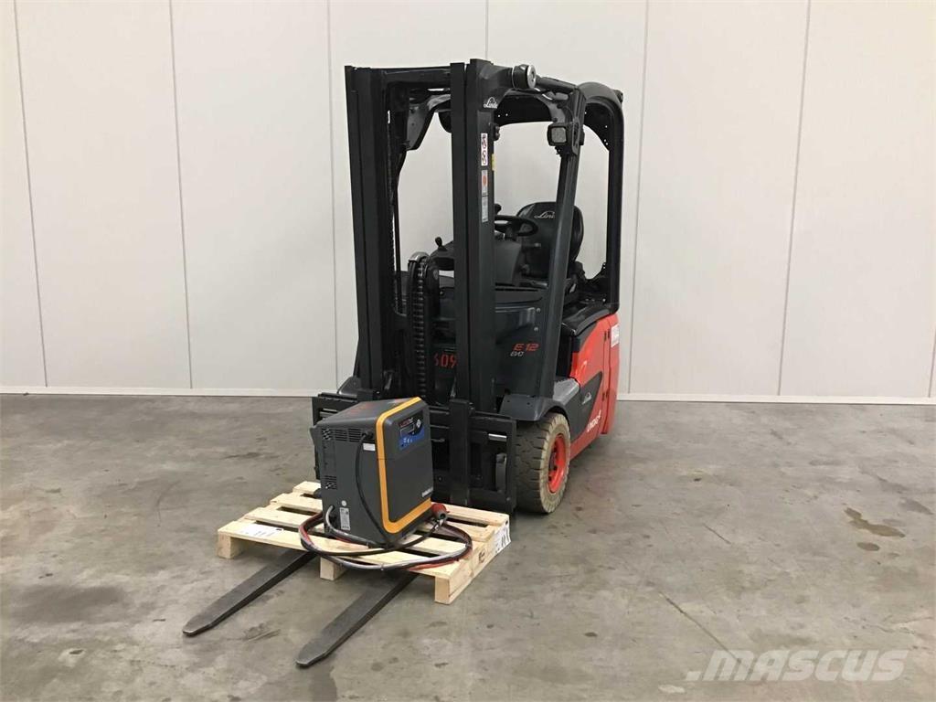 Linde E12 Elektriniai šakiniai krautuvai