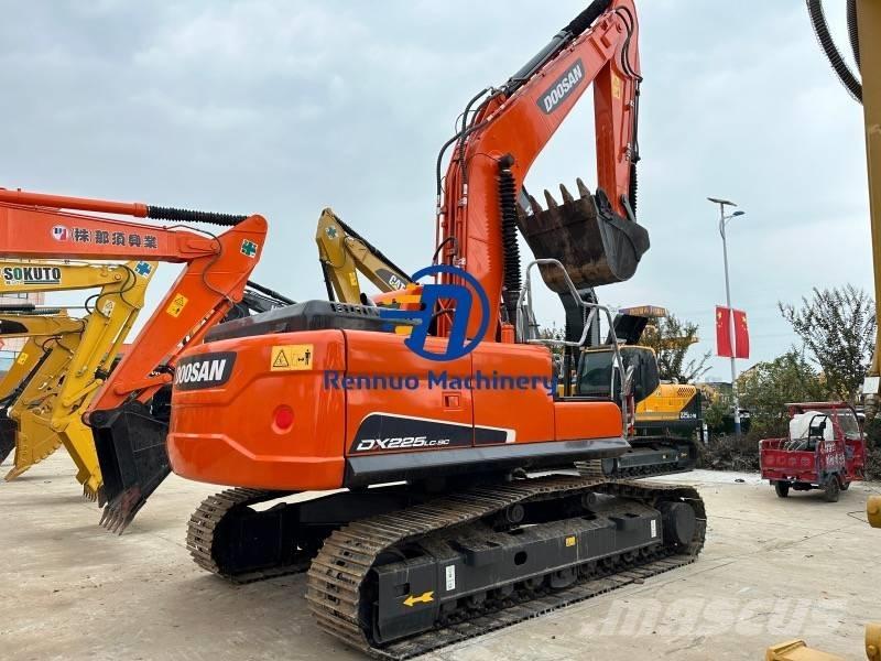 Doosan DX 225 LC-9C Vikšriniai ekskavatoriai
