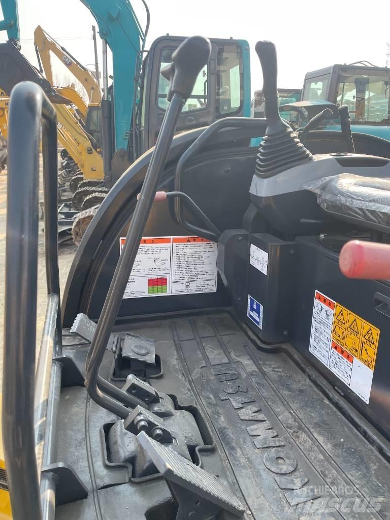 Komatsu PC 35 Vikšriniai ekskavatoriai