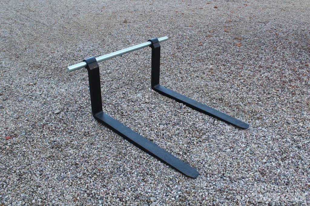 JCB Q-Fit Šakės