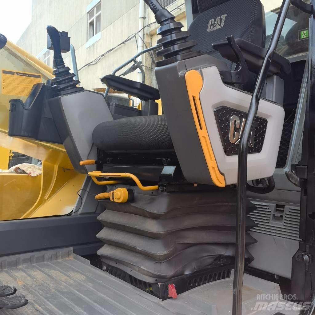 CAT 320 GC Vikšriniai ekskavatoriai