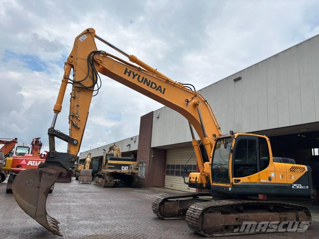 Hyundai 250NLC-9 Vikšriniai ekskavatoriai