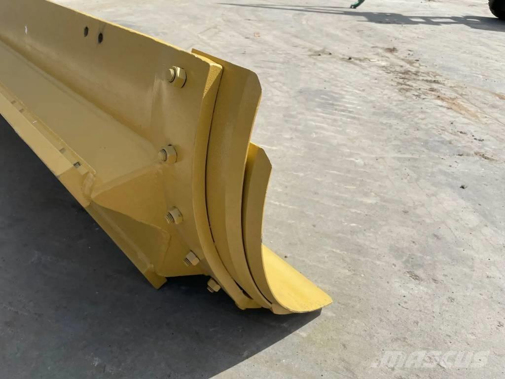 CAT 140K Moldboard Peiliai