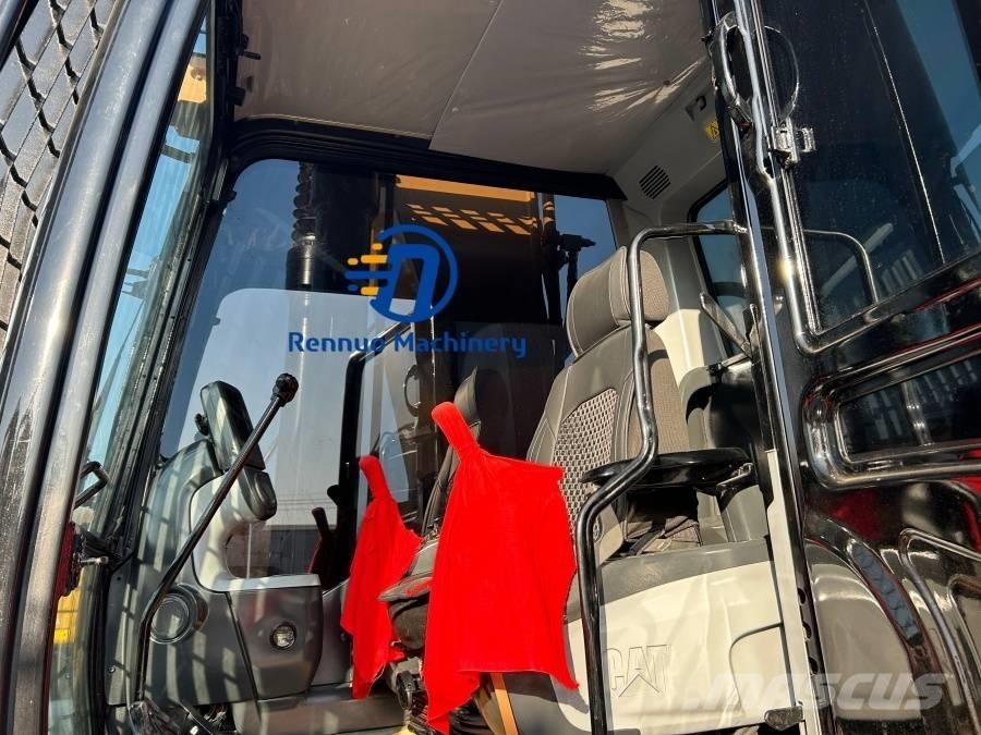 CAT 329D2L Vikšriniai ekskavatoriai