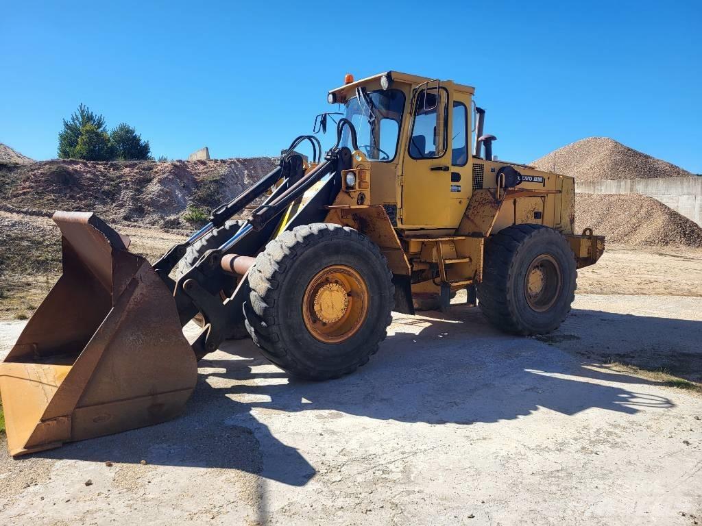  Cargadora volvo L90 Mini krautuvai