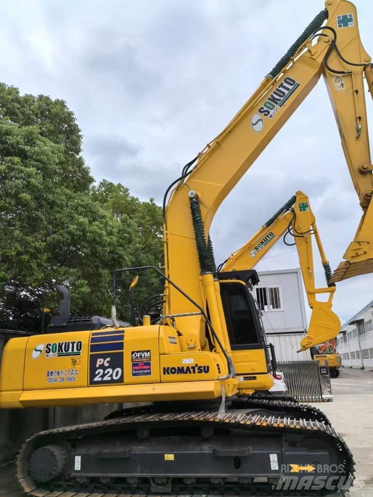 Komatsu PC 220-8 Vikšriniai ekskavatoriai
