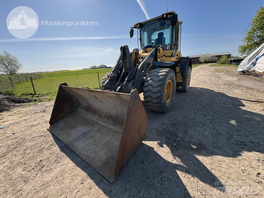 Volvo L 60 G Naudoti ratiniai krautuvai
