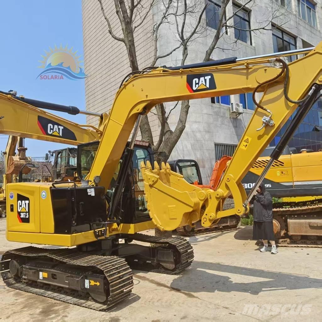 CAT 307.5 Vidutinės galios ekskavatoriai 7-12 t