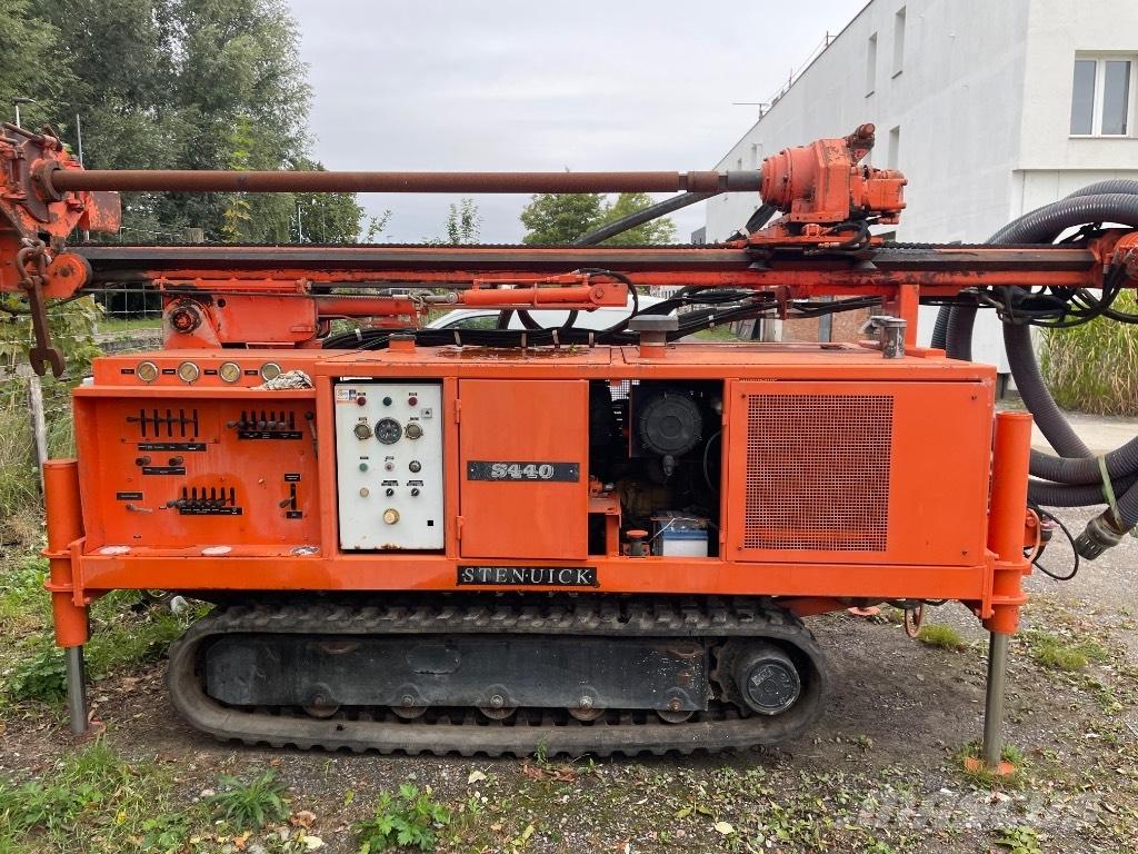 Stenuick S440 Mobilūs gręžimo bokštiniai sunkvežimiai