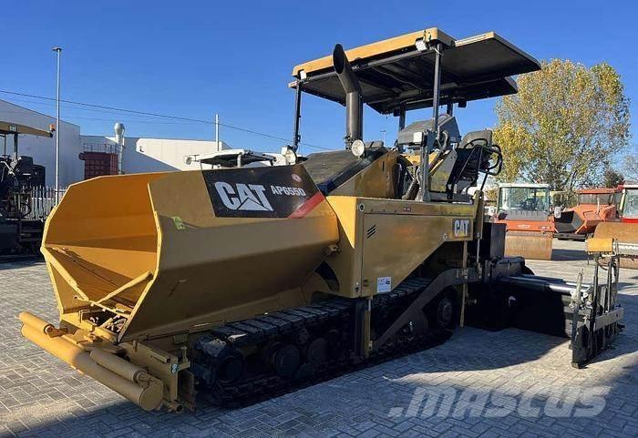 CAT AP 655D Asfalto klotuvai
