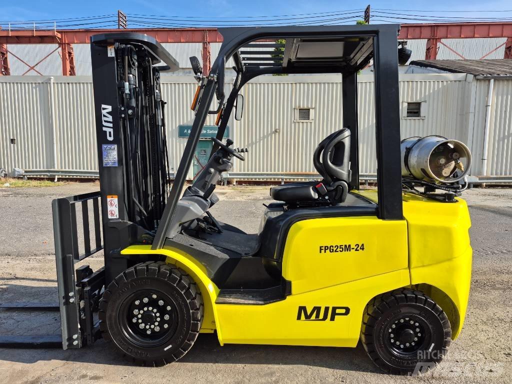  MJP FPG25M-24 Šakiniai krautuvai - Kita